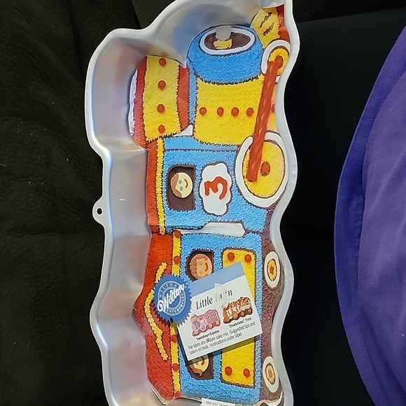 1990 WILTON Little Train Cake Baking Pan - Picture 1 of 10